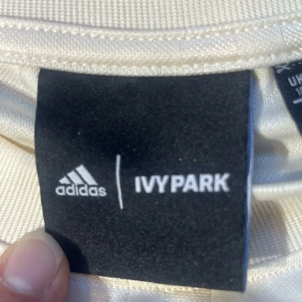 Ivy Park Adidas Soccer Jersey Men's Small Ivory Goalie Athletic Indoor Stretch